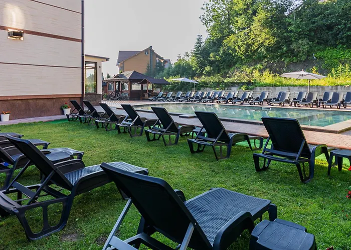 Leku Otel Bukovel