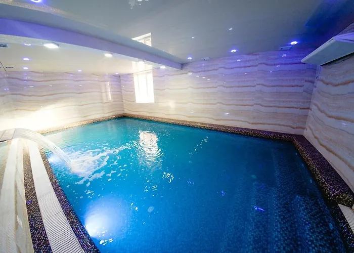 Leku Otel Bukovel